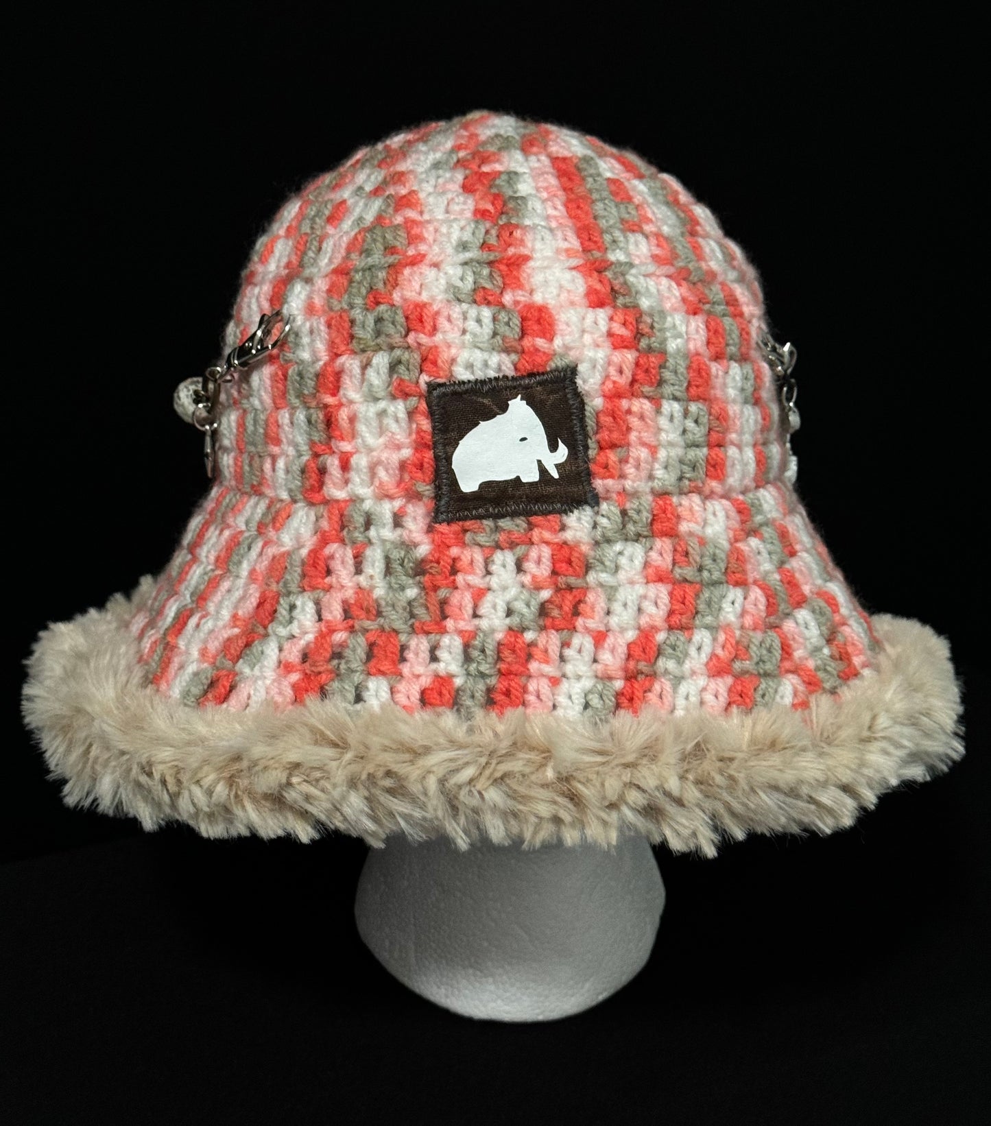 Bucket hat π