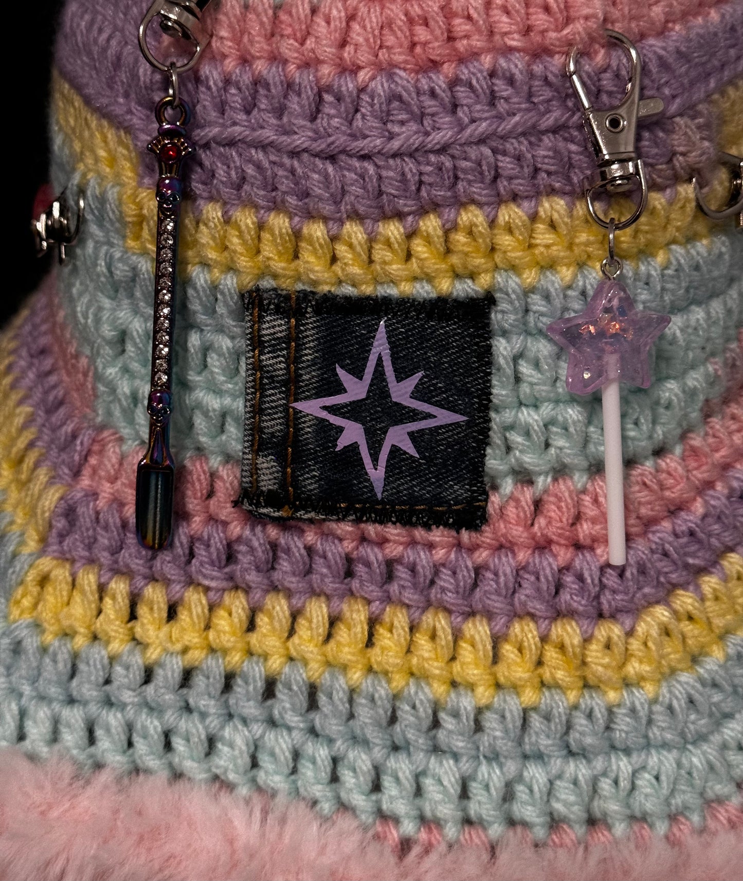 Bucket hat π