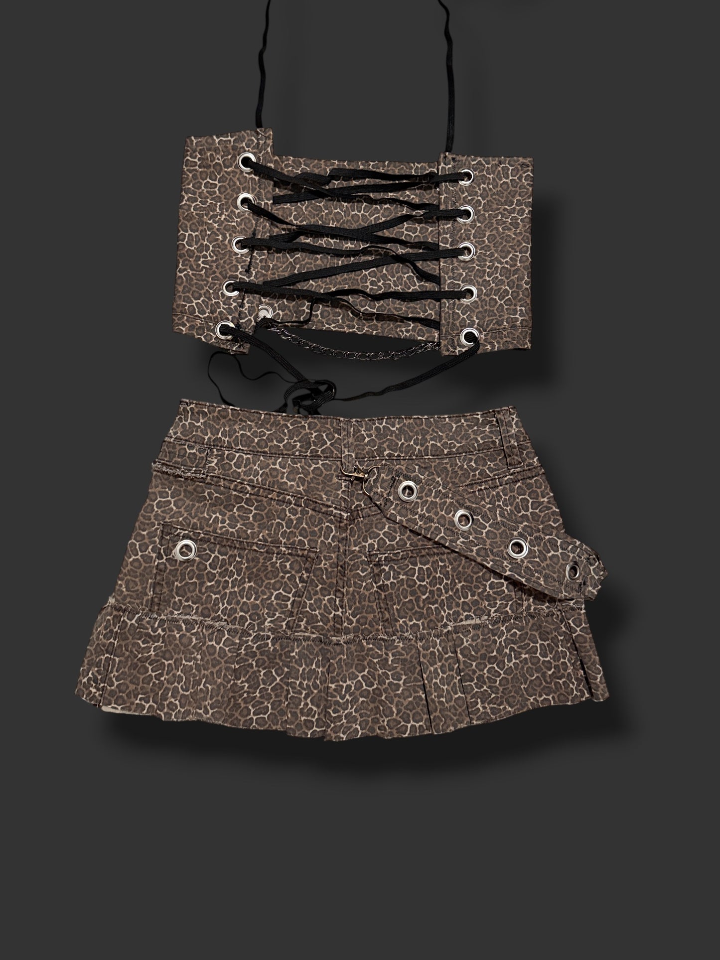 Two piece set S