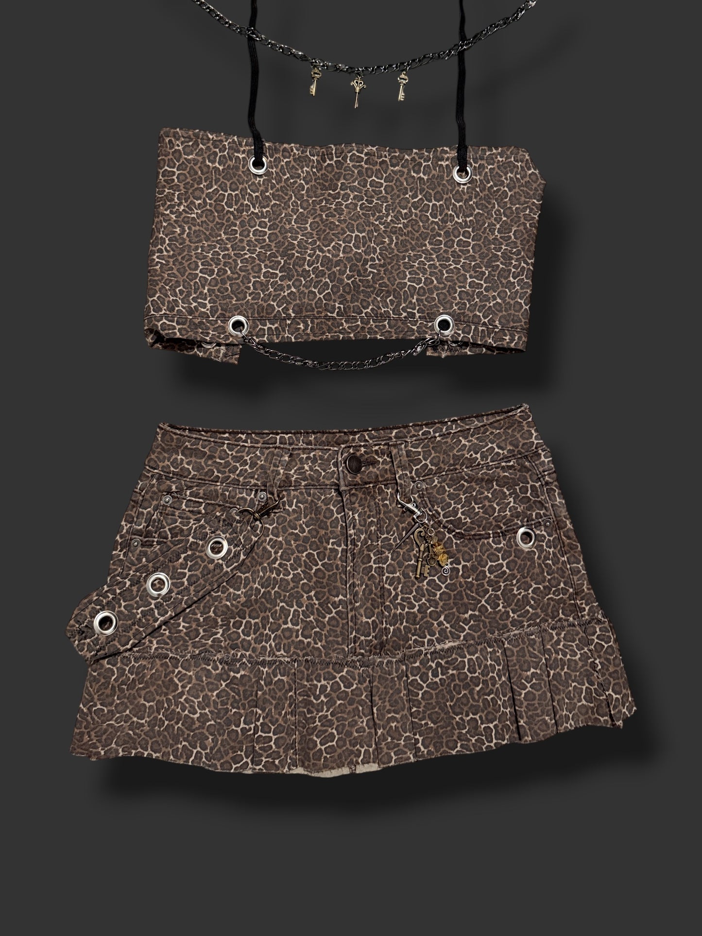 Two piece set S