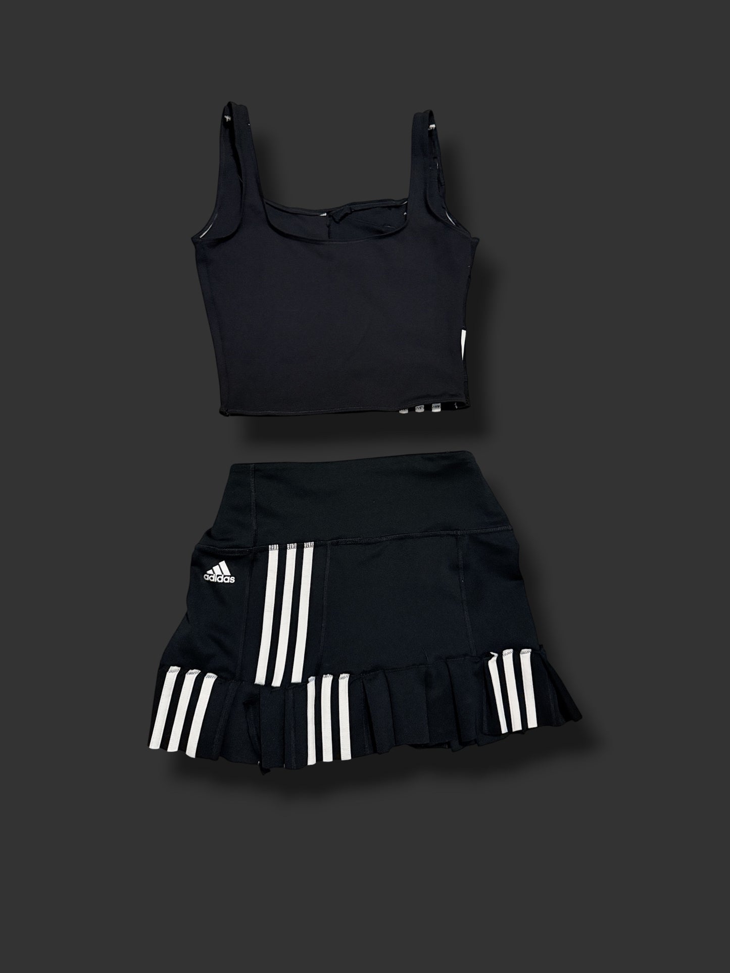 Two piece set M